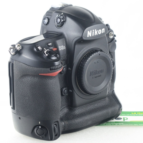 Nikon D3S body